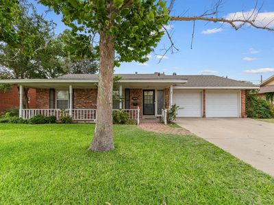 3916 Springdale Dr