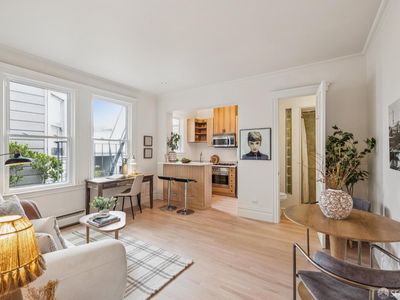 2211 California St APT 303