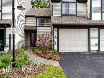 26 Lake Forest Drive