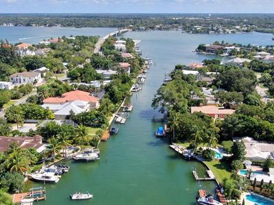 749 Siesta Dr