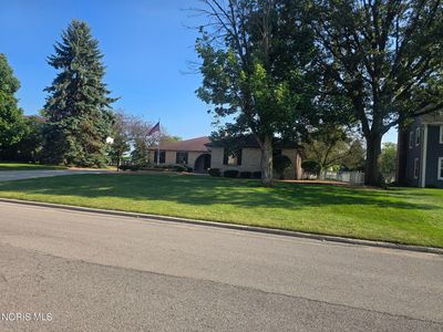 1101 Muirfield Dr