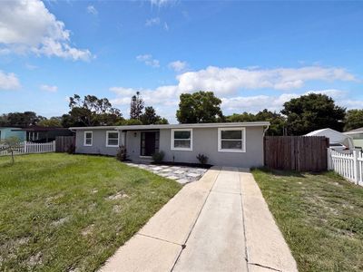 2242 E Dana Dr