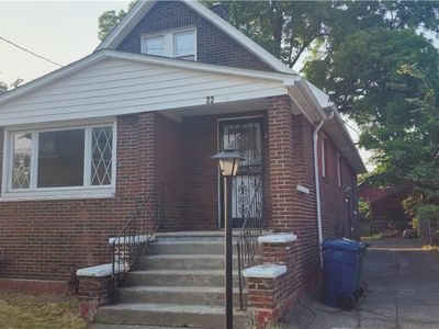 22 Fernhill Ave