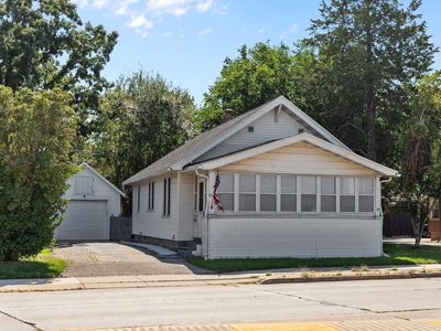613 W Wisconsin Ave