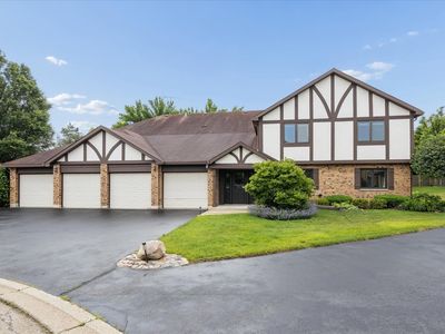 546 Banyon Ln APT B