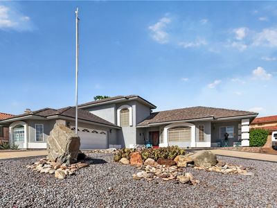 3670 Catalina Dr