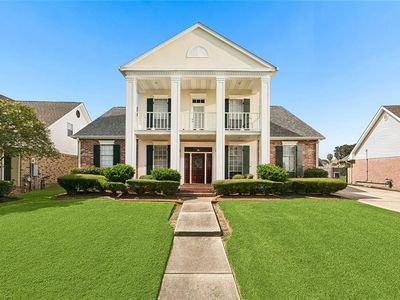 32 Madewood Dr