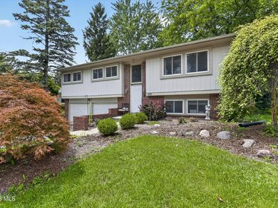 470 Edgewood Dr