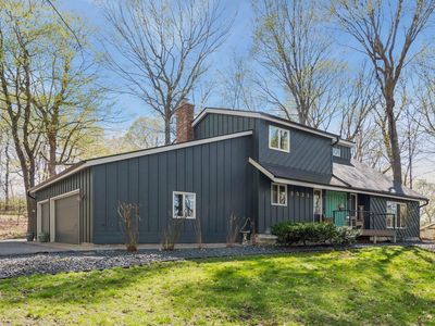 5535 Ridgewood Cv
