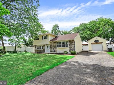 201 Dolores Dr