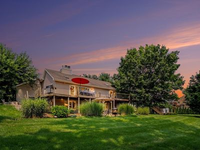 6036 Arroyo Vista Dr NE