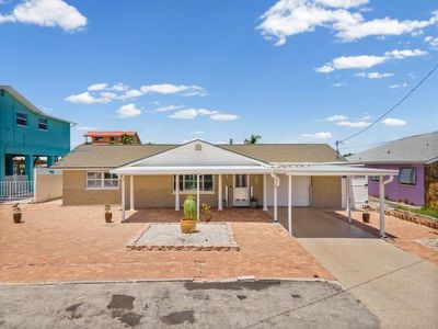 13521 Veronica Dr