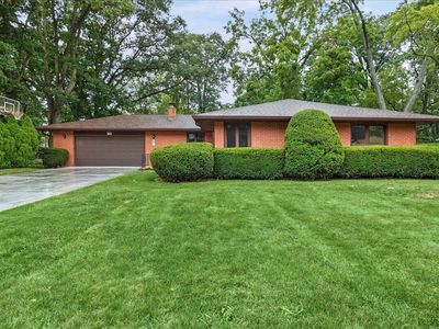 1805 Clover Ln