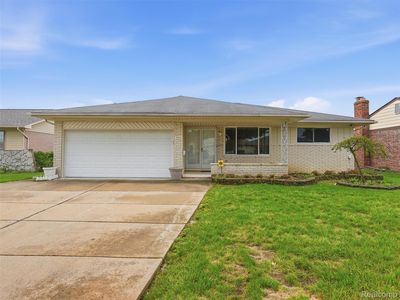 4052 Stephanie Dr