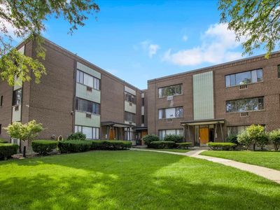 3441 W Bryn Mawr Ave #1-E