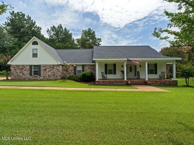 768 Lake Blvd