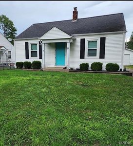 16 Roselawn Ave