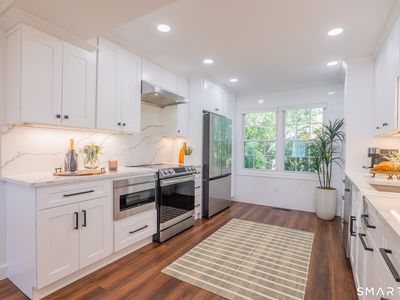 Property at 55 Mill Plain Road #28-6, Danbury, CT