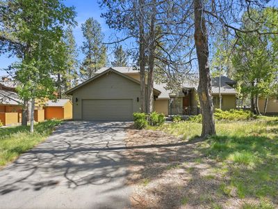 17901 Red Cedar Ln