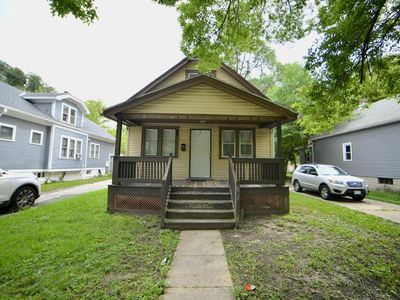 4702 N 49th STREET