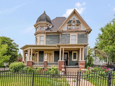 307 N Ludington Street