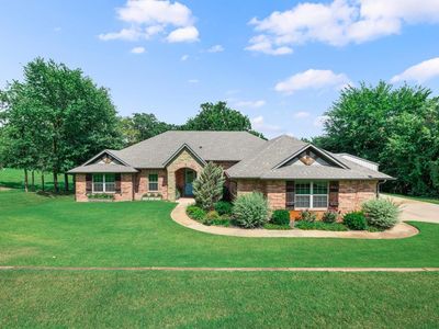 14220 Red Oak Dr