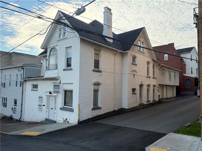 149 Chess St