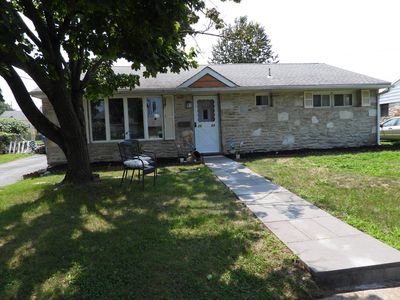 2503 Laurel Dr