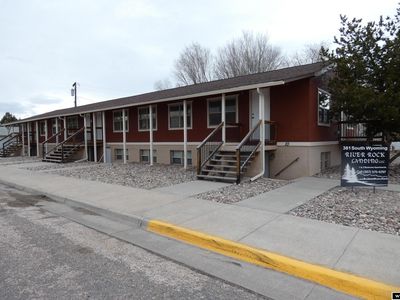 381 S Wyoming Ave