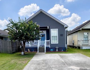 Property at 1027 E Bienville Ave, Gonzales, LA