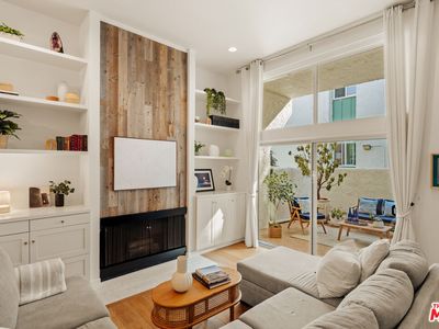 4914 1/2 McConnell Ave