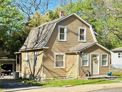 169 Dupont Avenue