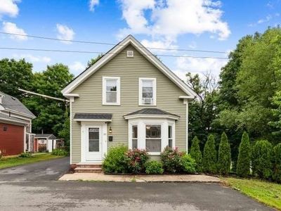 30 E Greenwood St