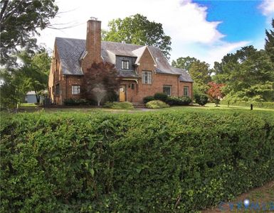 617 Mansion Dr