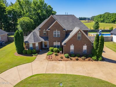 213 Flagstone Dr
