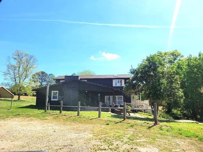 215 Bluff Rd