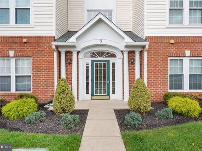 3 Brook Farm Ct #3H