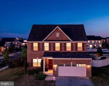 Property at 8225 E Branch Dr, Brandywine, MD