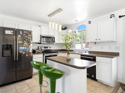 9511 S Fairway View Dr