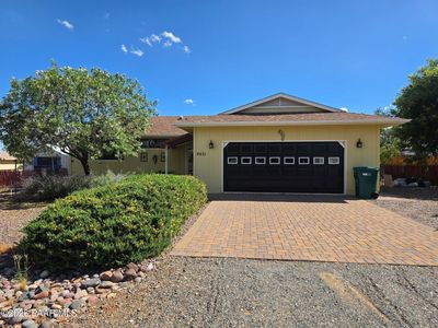 8631 E Ringo Dr