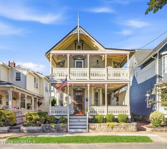 49 Embury Avenue