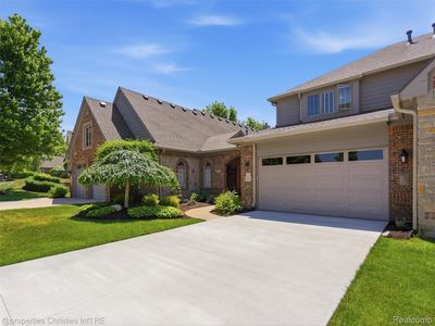 10822 Sparkling Waters Ct