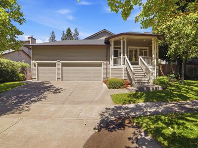 5863 Mountain Hawk Drive