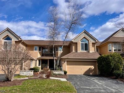 5 Sugar Maple Ln