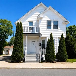 231 Lowell Ave