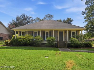 106 Rockwood Dr