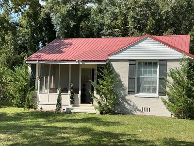 Property at 105 Pecan St, Andalusia, AL