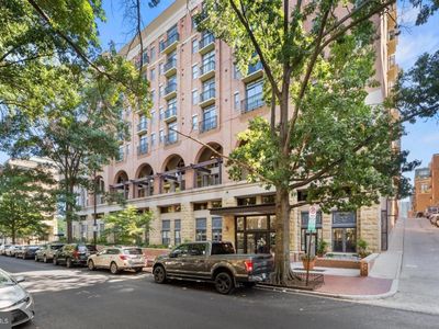 1111 25th St NW APT 906