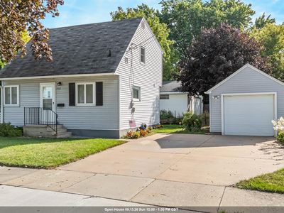 902 N Linwood Ave