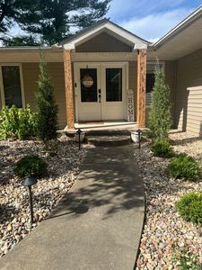 145 Country Club Ln